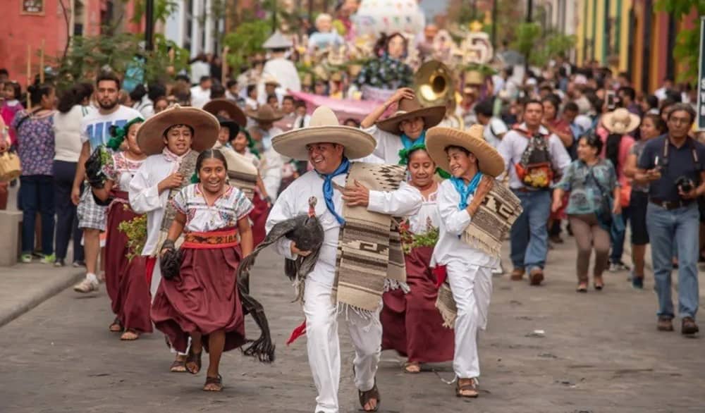que viva México-min