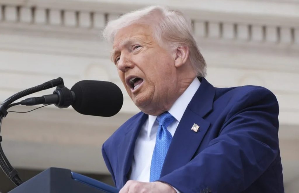 Donald Trump-min