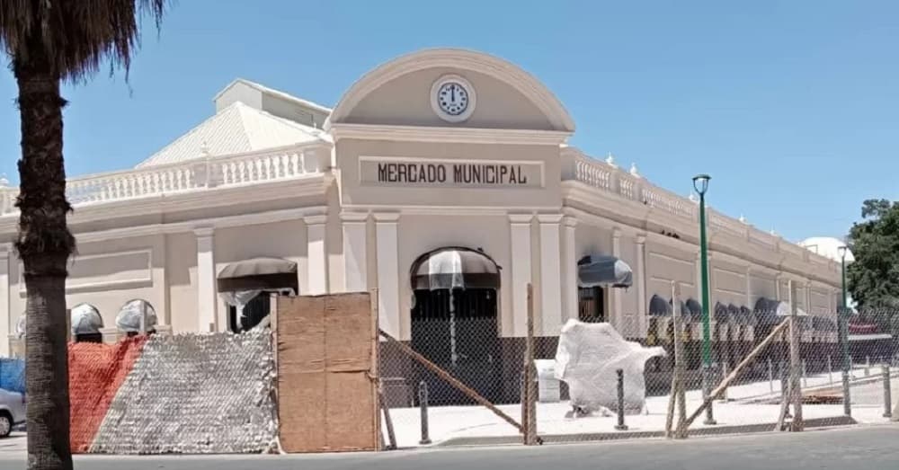 Mercado Mpal de Hillo será entregao por el Gobernador-min (3)