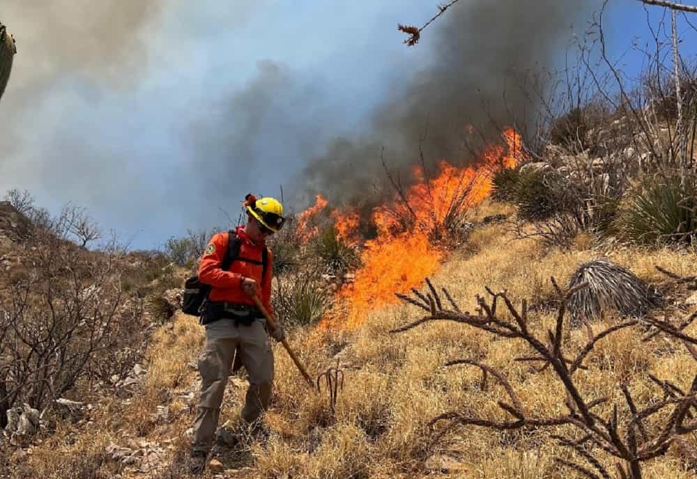 sofocan incendio en Tubutama-min