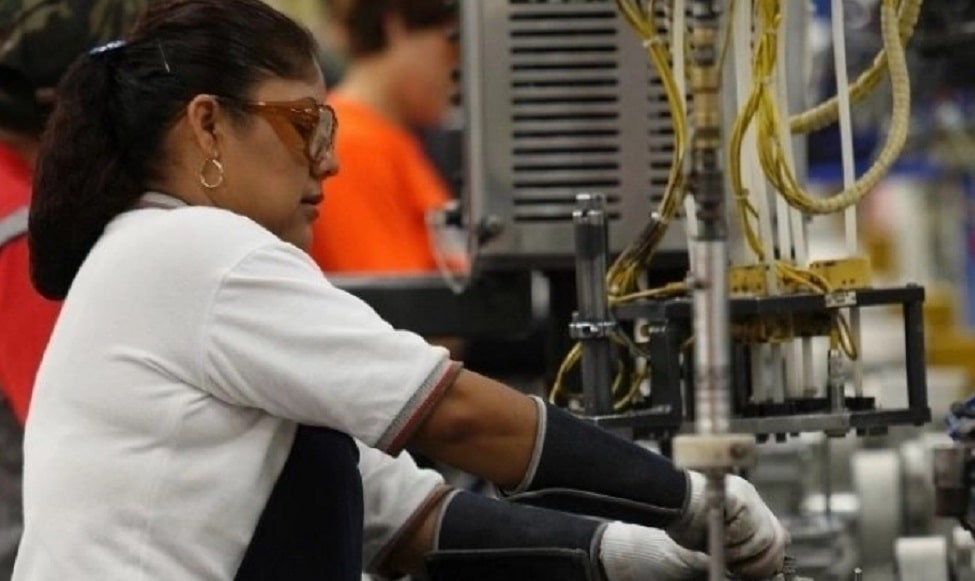 se-contrae-09-actividad-manufacturera-en-abril-inegi-min