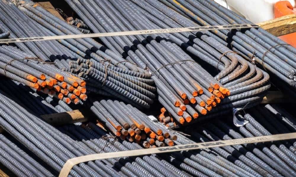 acero y aluminio con un 50 porciento de aranceles-min