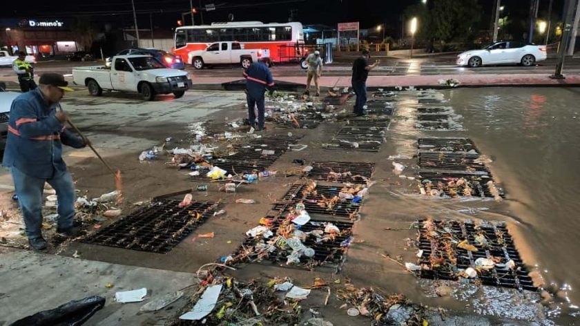 limpiando alcantarillas-min