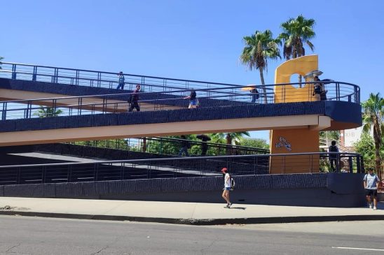 puente peatonal-min