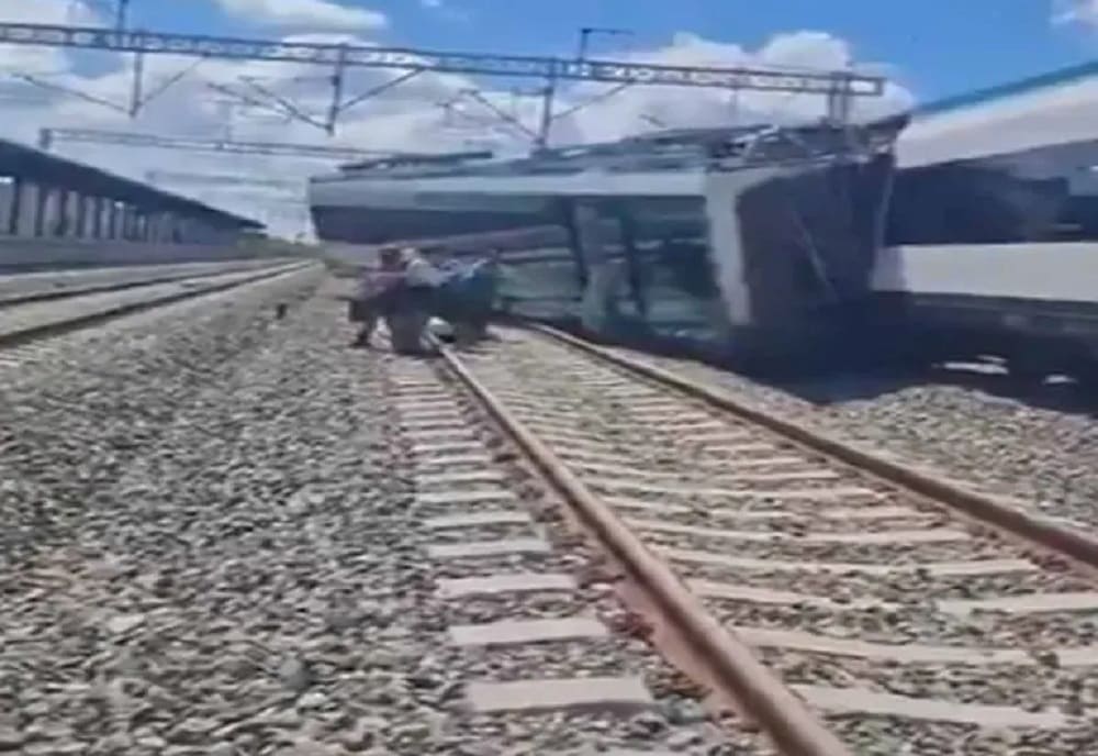 tren maya se descarrila-min
