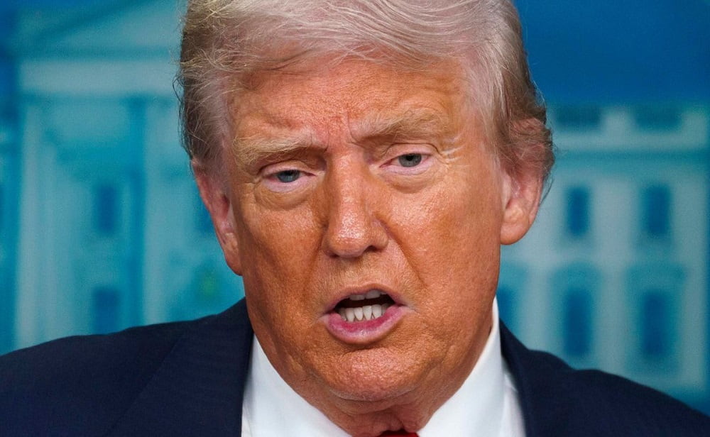 trump. donald2-min