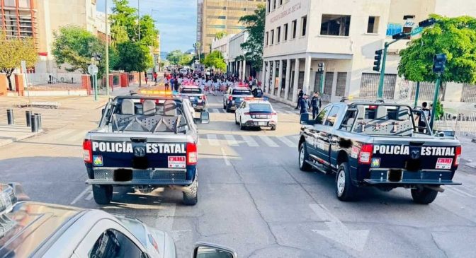Desfile Conmemorativo de la Independencia de México4-min