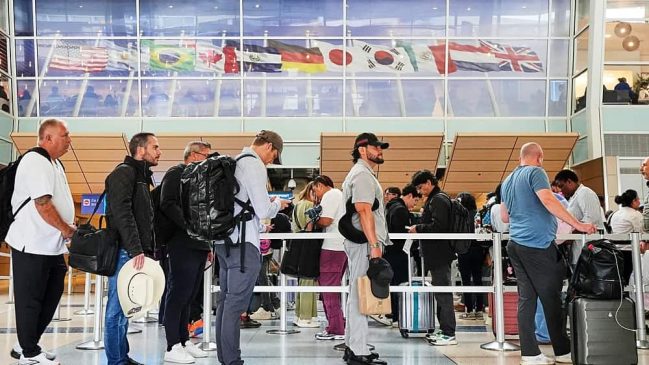 Los viajeros europeos a EE.UU. verán casi duplicada su tasa ESTA a finales de septiembre-min