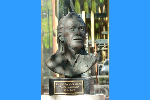 antonio sanchez busto