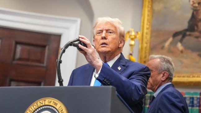 donaldo Trump-min
