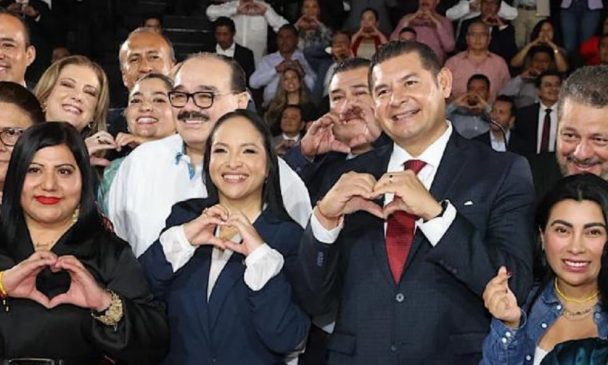 gobernador de Puebla. Alejandro Armenta-min