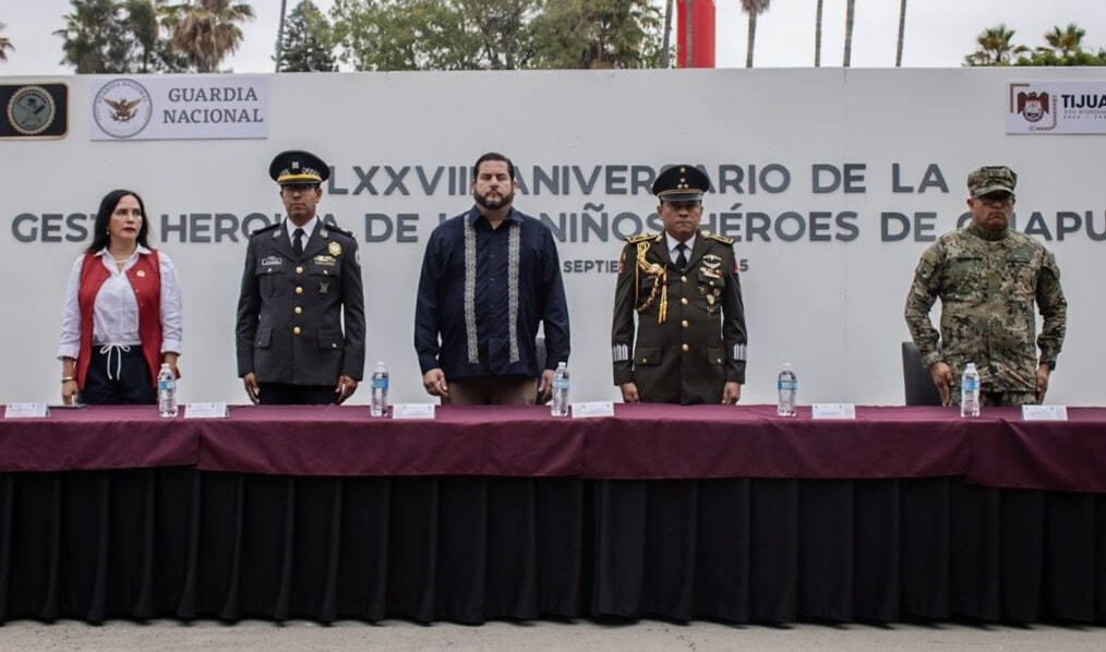 homenaje a los niños héroes de chapultepec-min