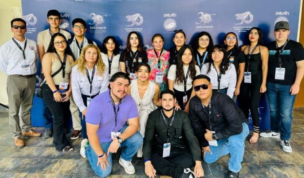 participa alumnado de la UES en Congreso Internacional d-min