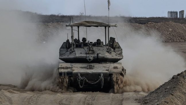 tanques de israel entran a Gaza-min