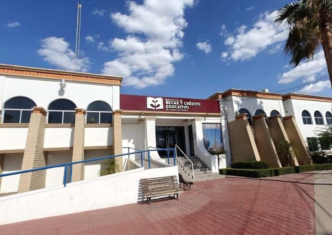 Becas y crédito educativo de Sonora-min