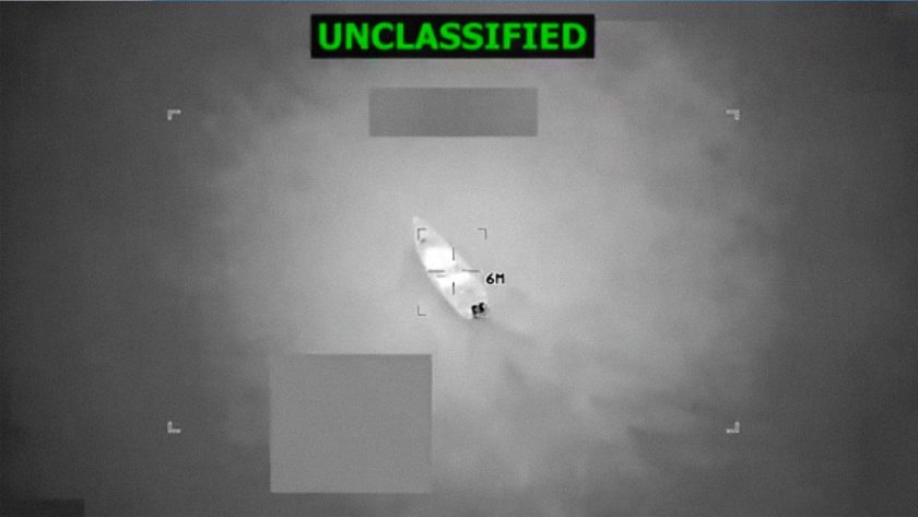 EEUU lanza misil a embarcación en el caribe-min