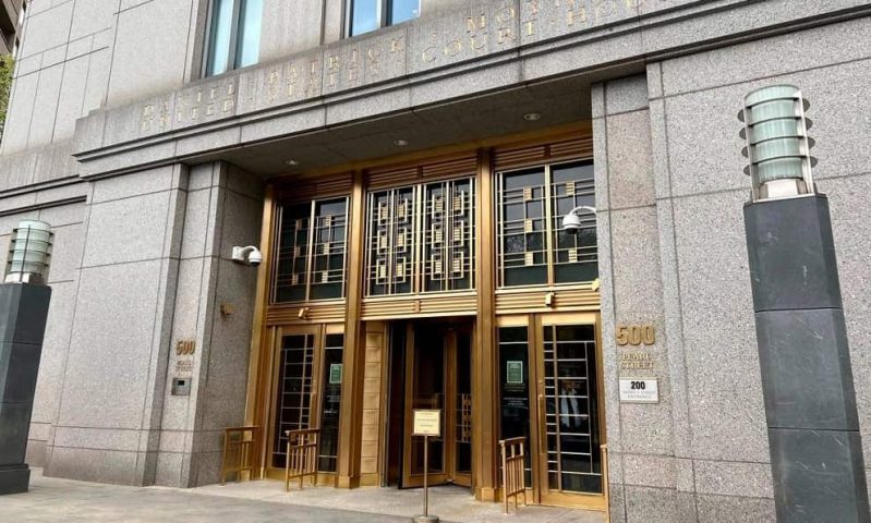 Piden acreedores de Tv Azteca imponer sanción por desacato-min