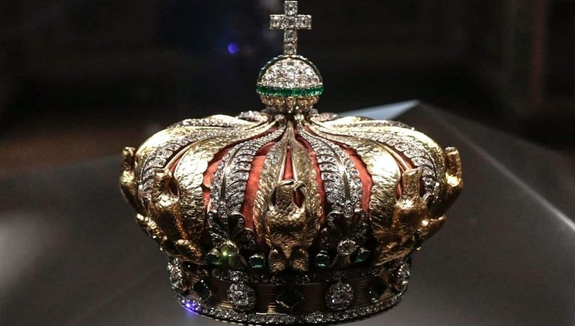 joyas robadas en francia-min