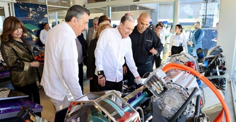 sonora en el mapa mundial con prototipo de vehíuclo eléctrico BMC..-min