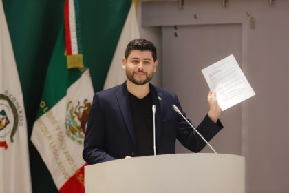 Dip. Arenívar  logra obtener información positiva la concesión del Puente Colorado