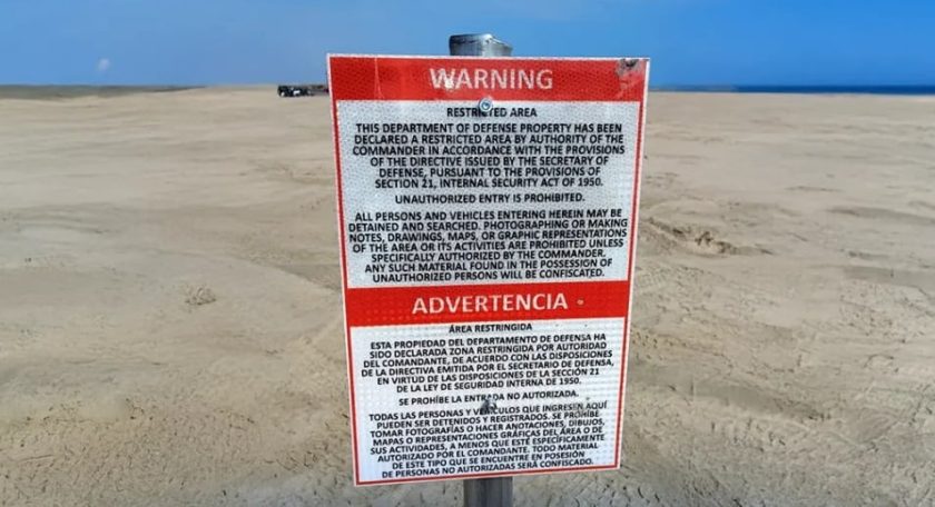 letrero en Playa Bagdad tamaulipas-min