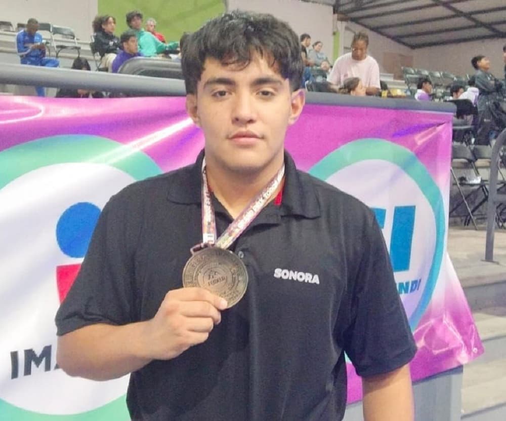 Luis Gerardo Ibarra Ibarra, campeón nacional de lucha olímpica-min