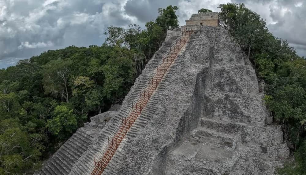 México reabre el ascenso a la pirámide maya de Nohoch Mul en Cobá-min