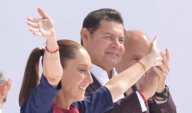 Sheinbaum y Arment en evento dela 4T-min