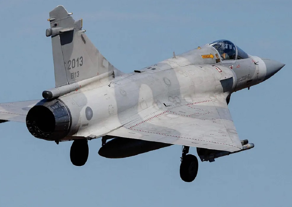 china bloquea a taiwan-min