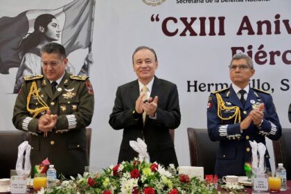 Reconoce Gobernador Durazo lealtad y compromiso del Ejército México al encabezar 113 Aniversario