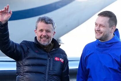 Rey de Dinamarca visita Groenlandia para expresar su apoyo