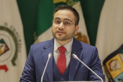 Busca  diputado restringir acceso de menores a redes sociales para servicios públicos o actividad escolar