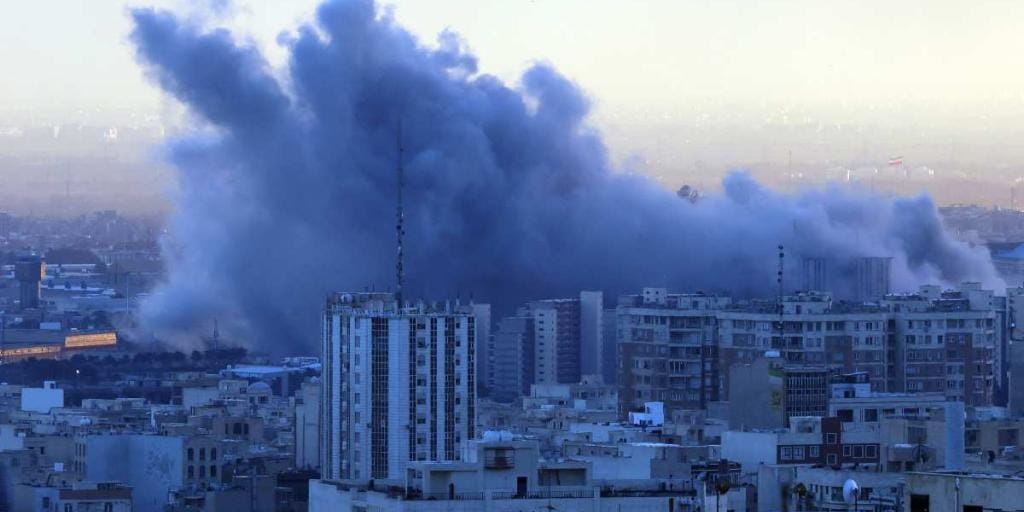 Evacúa México a 321 connacionales del Medio Oriente ante escalada del conflicto (1)