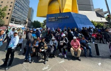 CNTE levanta bloqueo en Reforma tras ocho horas