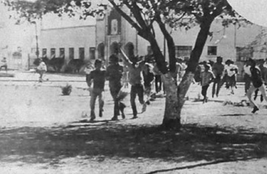 micos represion en unison (1)