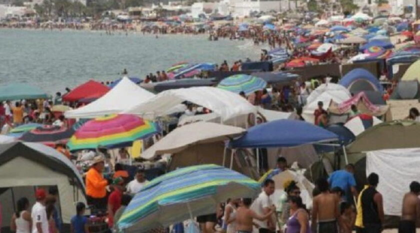 sombrillas en kino (1)