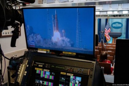 La misión espacial Artemis II partió hacia la Luna