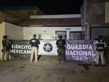 CAJEME. FGJES asegura sustancias e indicios relacionados a decesos por aplicación de sueros