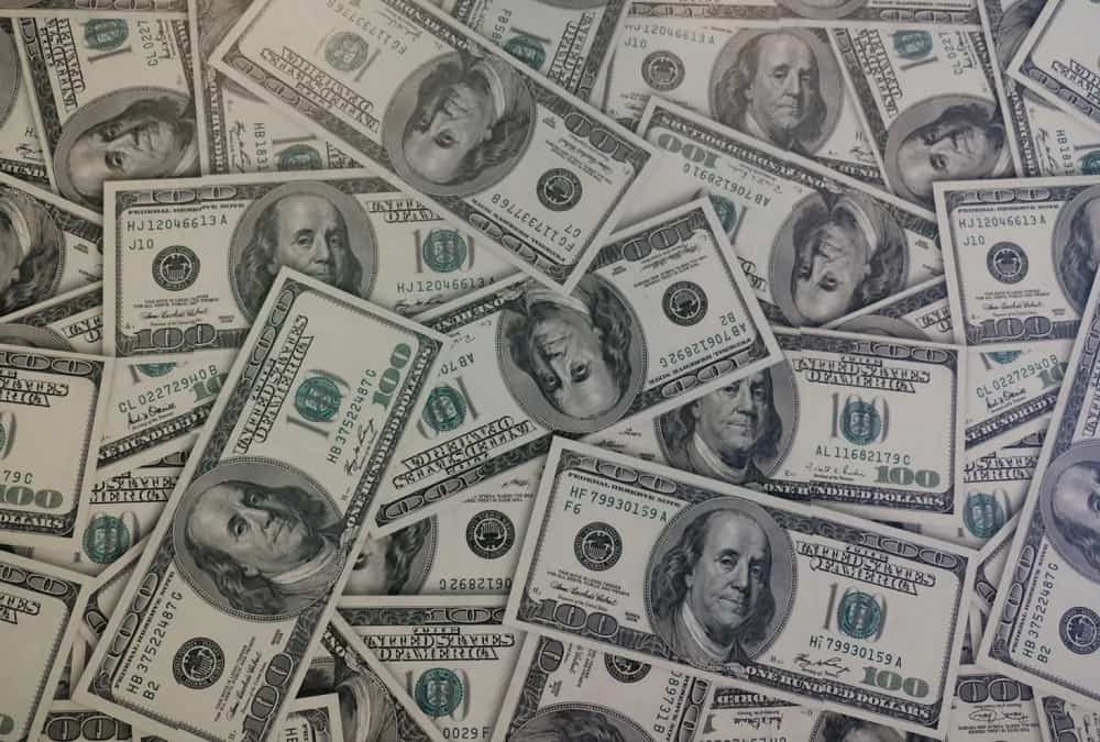 mucho dinero. mucha inflación (1)