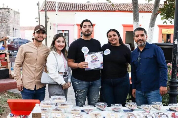 Feria de Emprendimiento Juvenil en Concordia