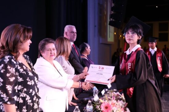 cecytes graduacion