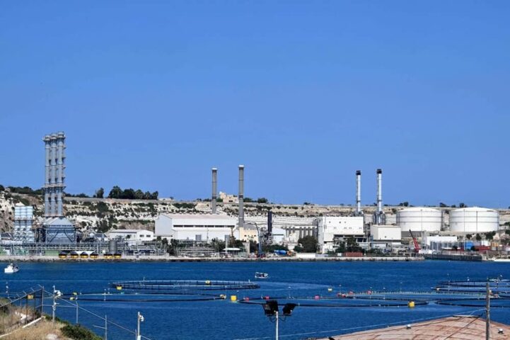 central eléctrica de Delimara en Marsaxlokk, al sureste de la isla de Malta (1)