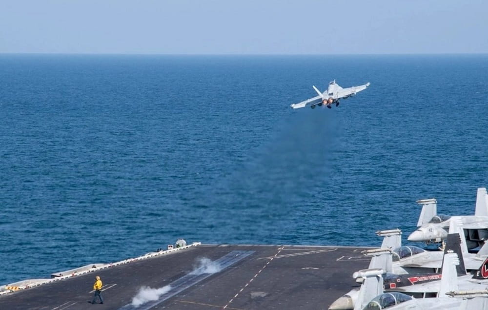 eu-ataca-nuevamente-objetivos-militares-y-derriba-drones-de-iran.Foto CENTCOM