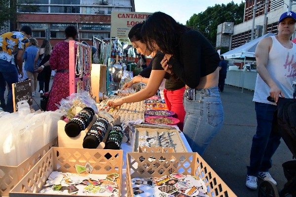 fiestas pitic vendedores