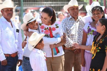 Presidenta encabezó la entrega de tarjetas de la Pensión Mujeres Bienestar en Cajeme, Sonora