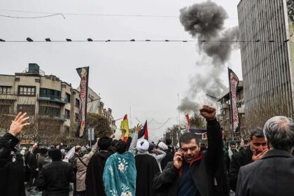 Iranies dejan graves daños a bases de EEUU e instalaciones aliadas tras la guerra