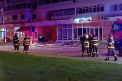 Dron ruso impacta edificio de viviendas en Rumania, país miembro de la OTAN
