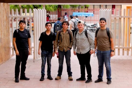 ues estudiantes