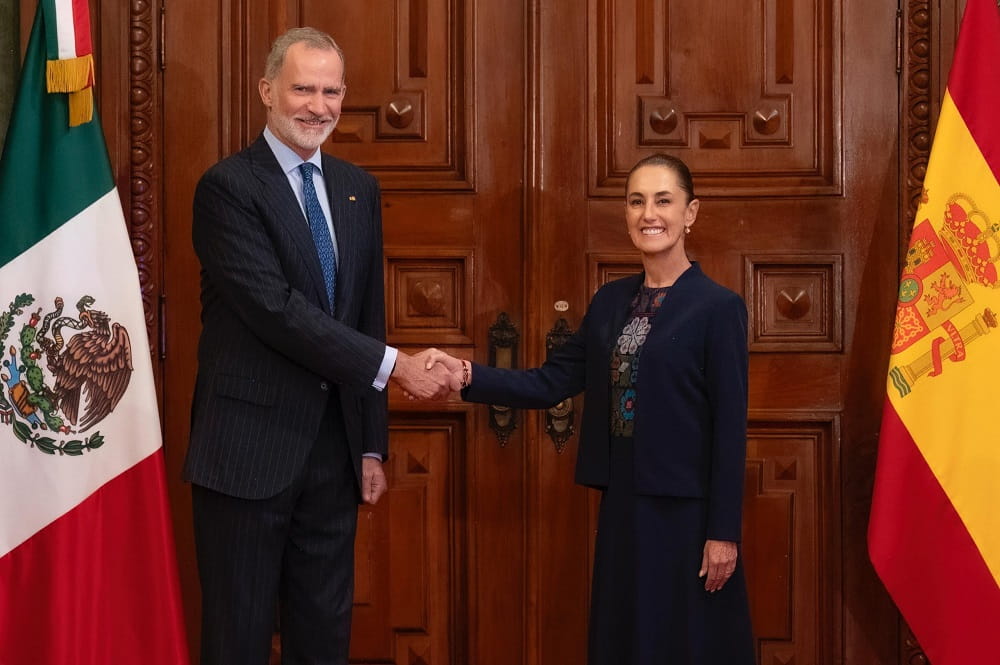 Claudia con el rey de españa