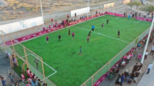 Inaugura Gobierno de Sonora cancha de futbol en el Área Deportiva “El Kilómetro”